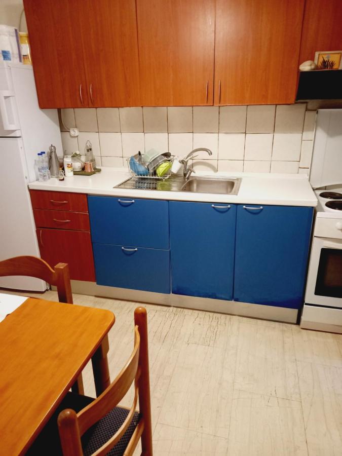 卡拉马塔Στην Αυλή Της Ράχης公寓 外观 照片